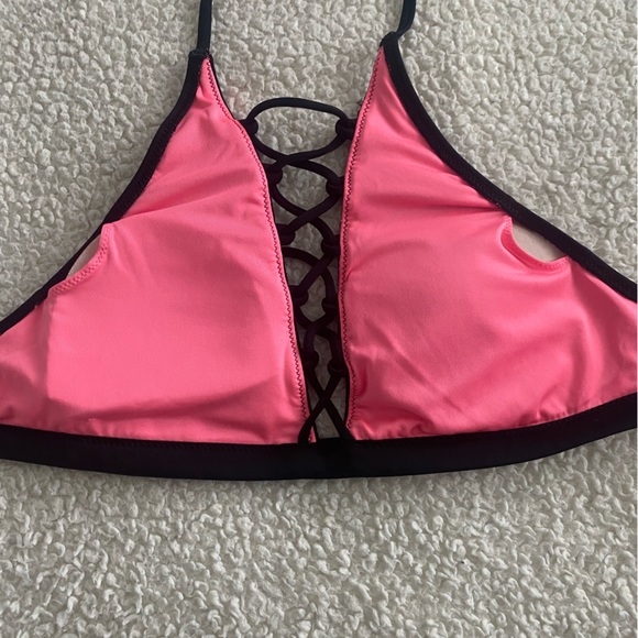 PINK VS Victoria Secret swimsuit top - Picture 7 of 7
